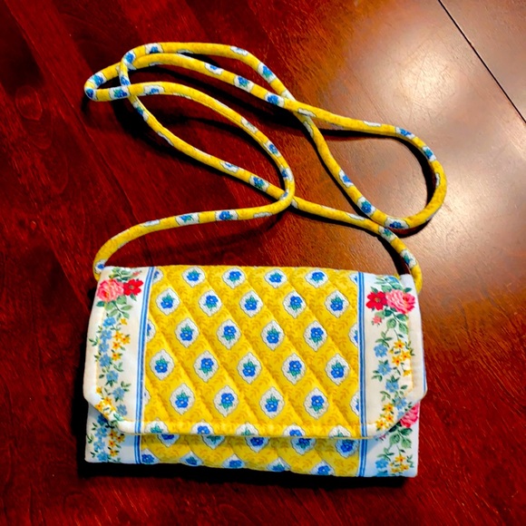 Vera Bradley Handbags - Vintage Vera Bradley Elizabeth Pattern Purse EC